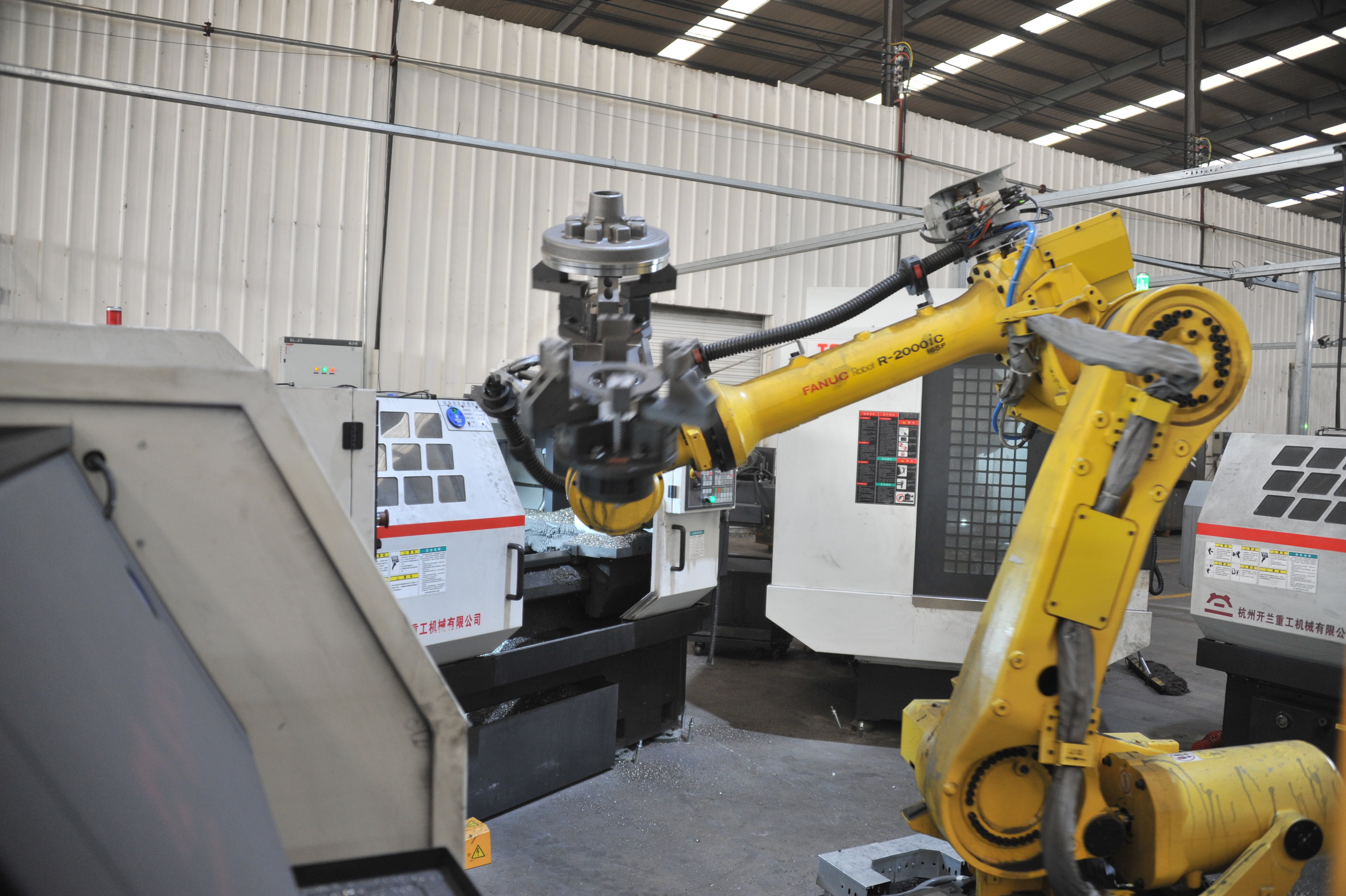 夏邑縣會亭鎮(zhèn) “三駕馬車”拉動鄉(xiāng)村產(chǎn)業(yè)振興，數(shù)控機床銷售成引擎